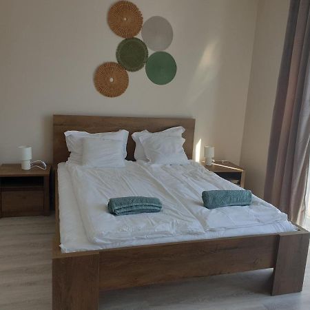 Chill House Apartman Eger Luaran gambar