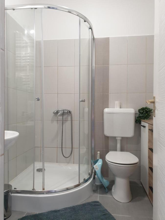 Chill House Apartman Eger Luaran gambar