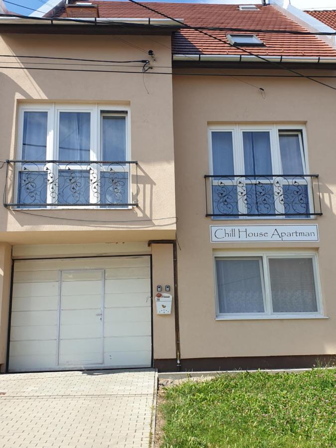 Chill House Apartman Eger Luaran gambar